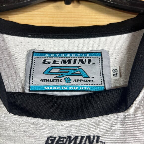 Vintage Hockey Jersey Size 48 White Red Cross Gemini - Picture 3 of 13